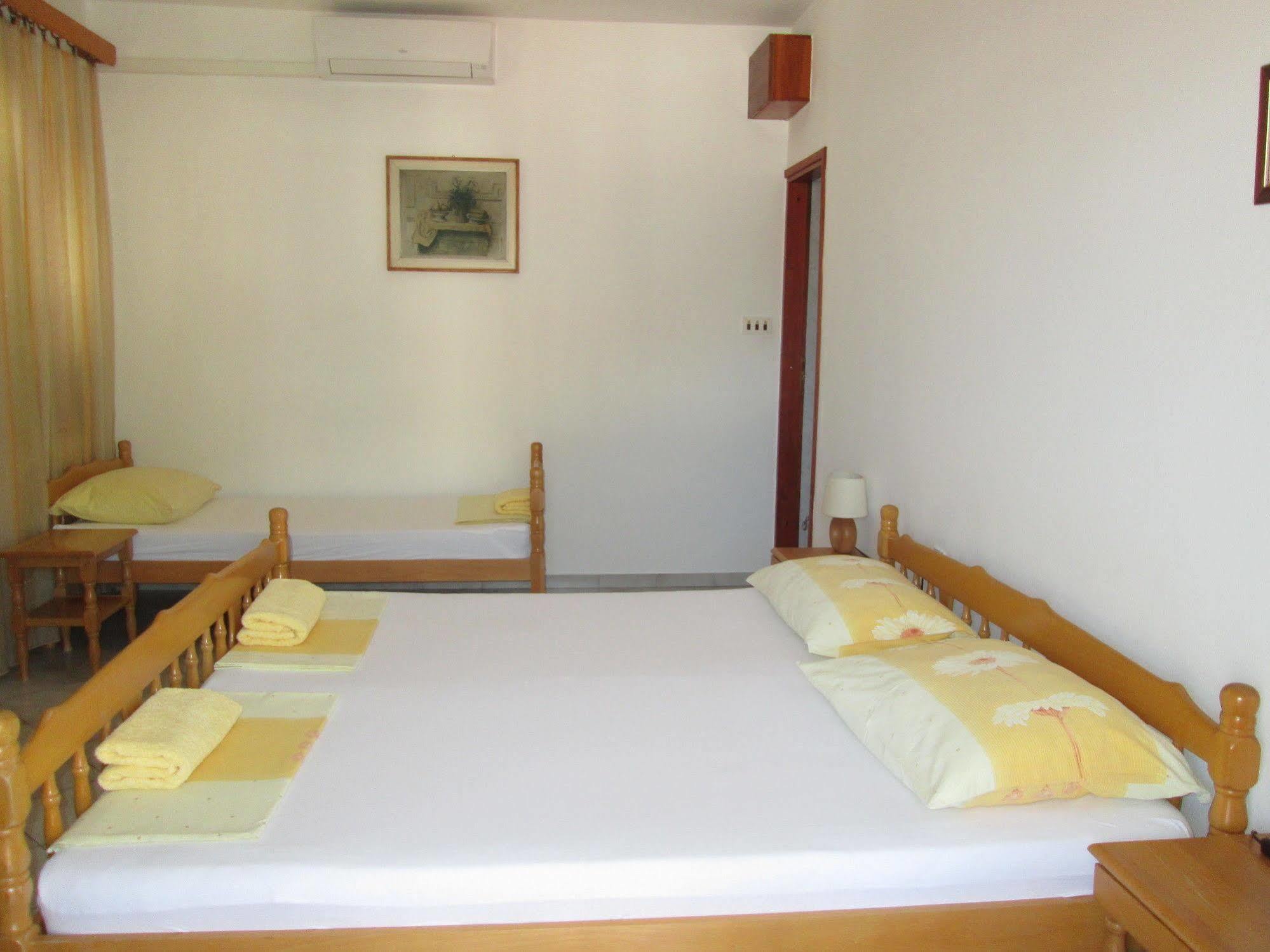 Accommodation Drasko Korcula Town Luaran gambar